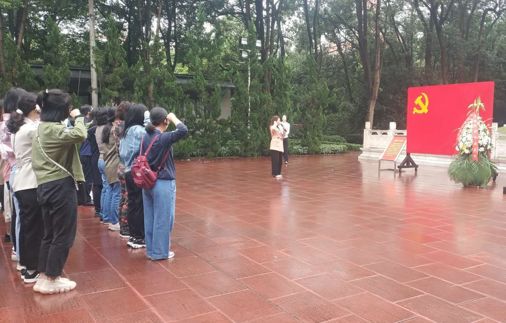 ea352e294db16af86efd44491931c46