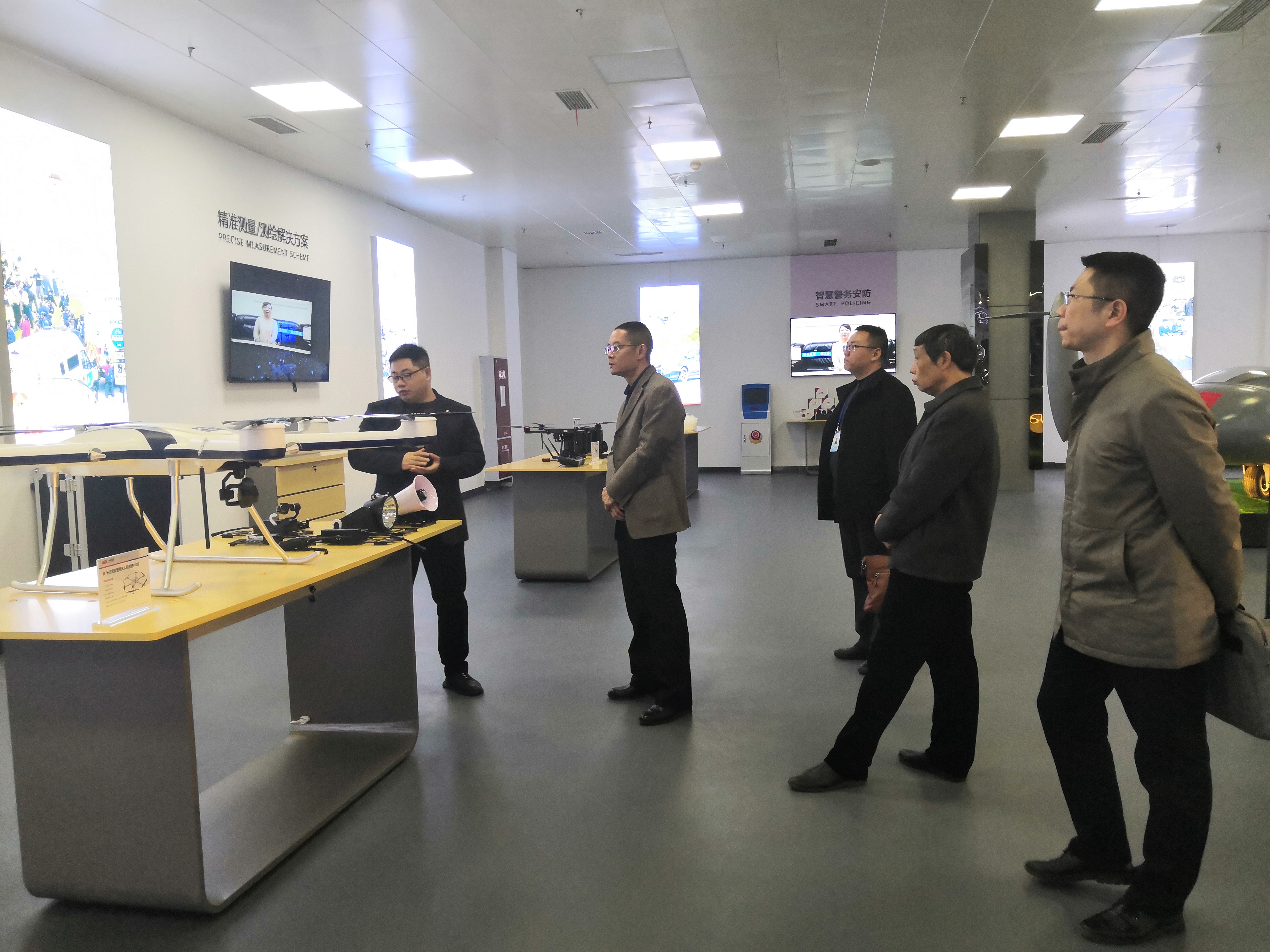 说明: 52ea9416e8adec8b7286badad0b72f4