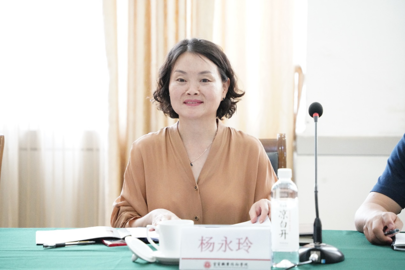 杨永玲指出,水富市近年来发展迅速,产业结构布局合理