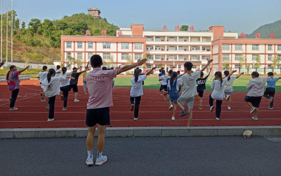 武中华之术 画华夏之图——宜宾职业技术学院“追梦大运”志愿服务队2022年 暑期“三下乡”社会实践活动系列报道（六）